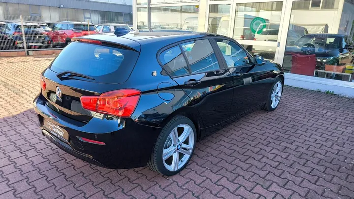 BMW 118