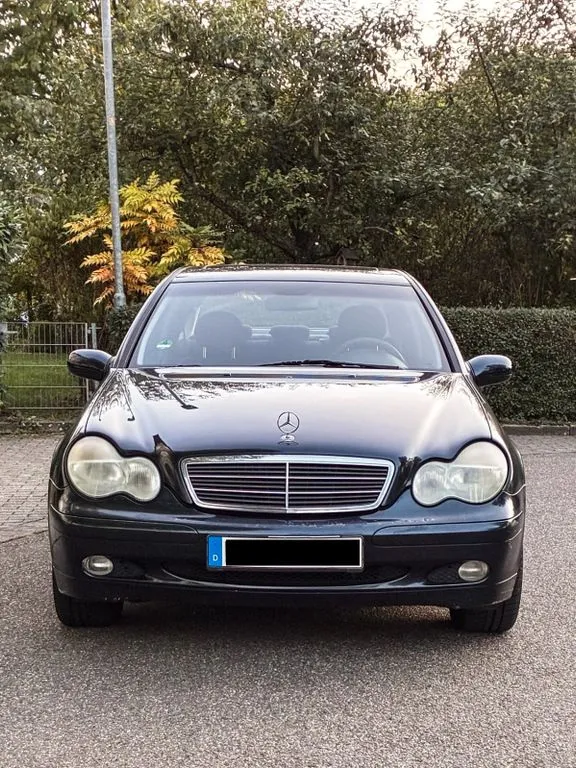 Mercedes-Benz C 200