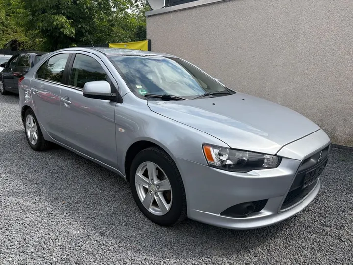 Mitsubishi Lancer