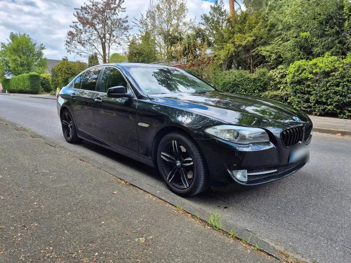 BMW 525