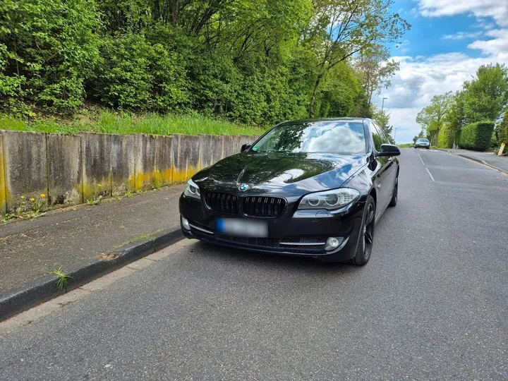 BMW 525