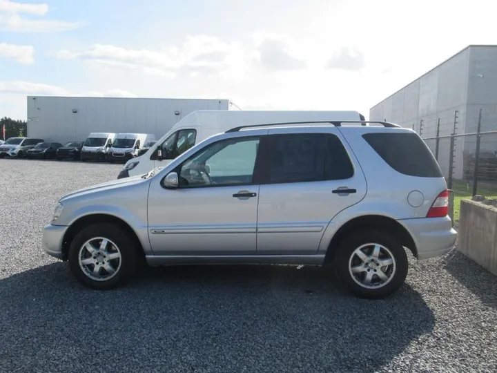 Mercedes-Benz ML 270