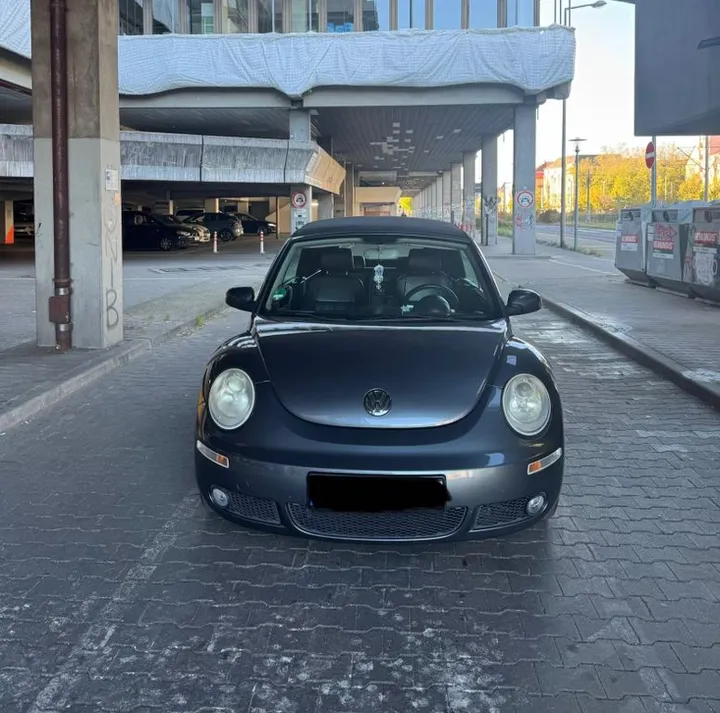 Volkswagen New Beetle