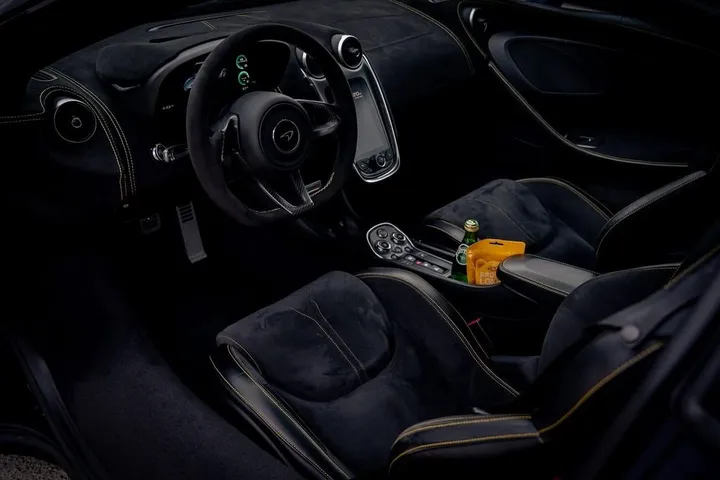 McLaren 570S