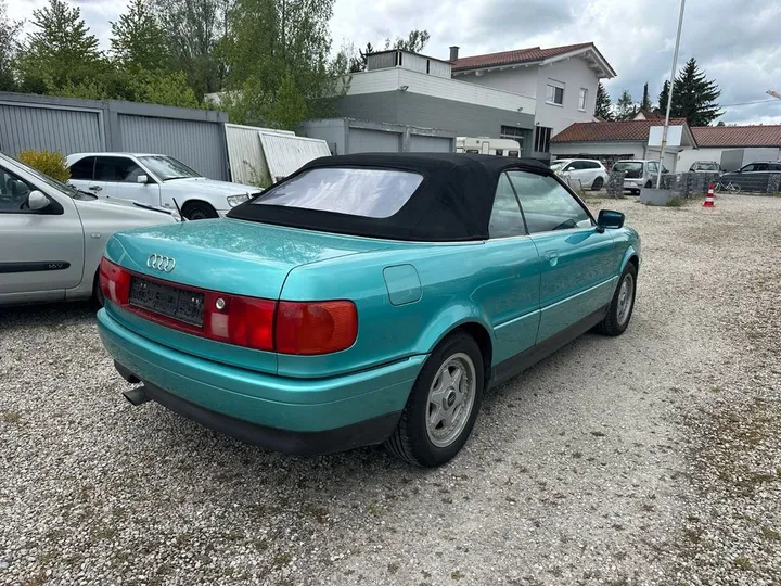 Audi 80