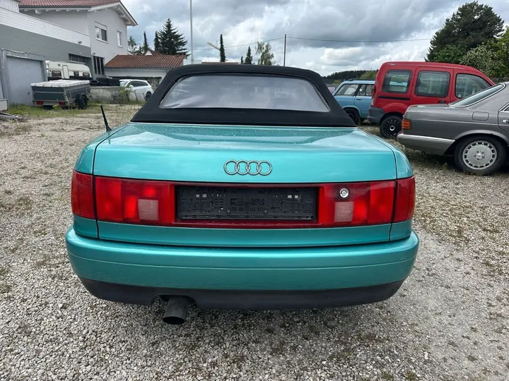 Audi 80