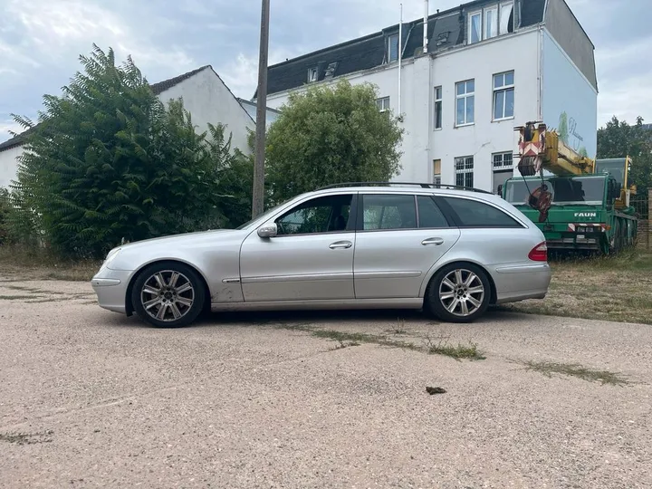 Mercedes-Benz E 500