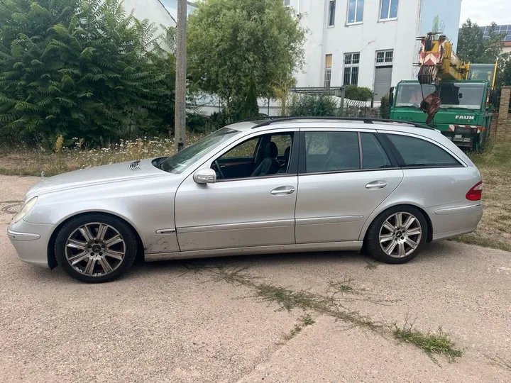 Mercedes-Benz E 500
