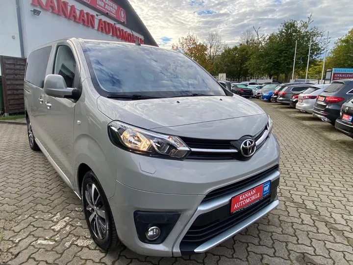 Toyota Proace Verso