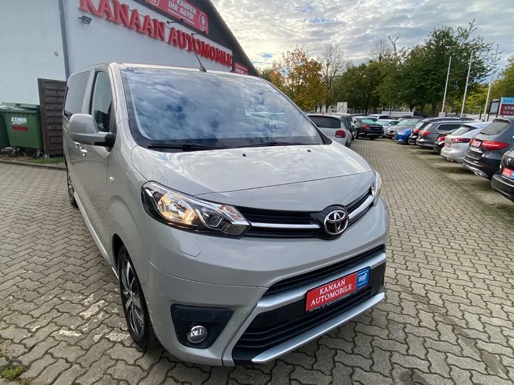 Toyota Proace Verso