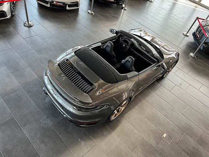 Porsche 992