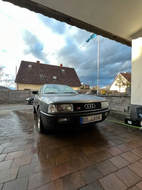 Audi 80