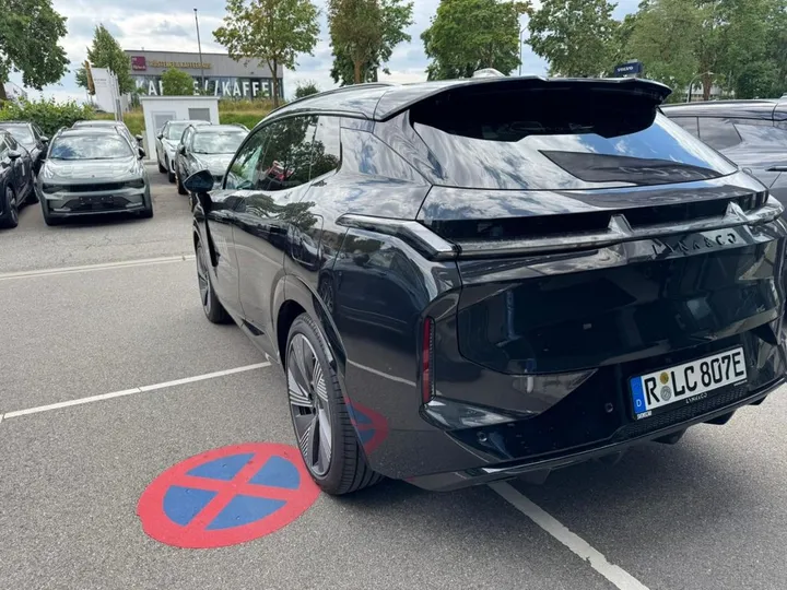 Lynk&Co 08