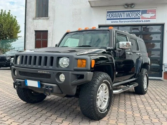Hummer H3