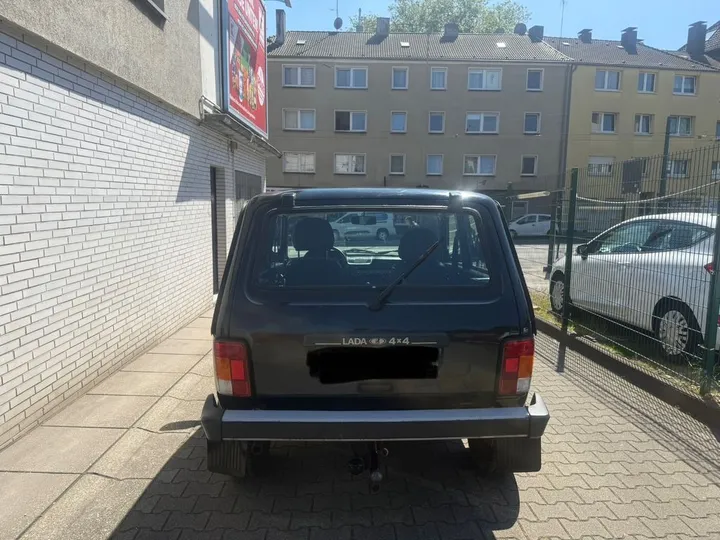Lada Taiga