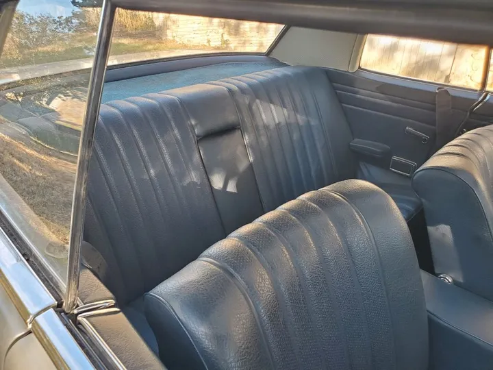 Mercedes-Benz 250