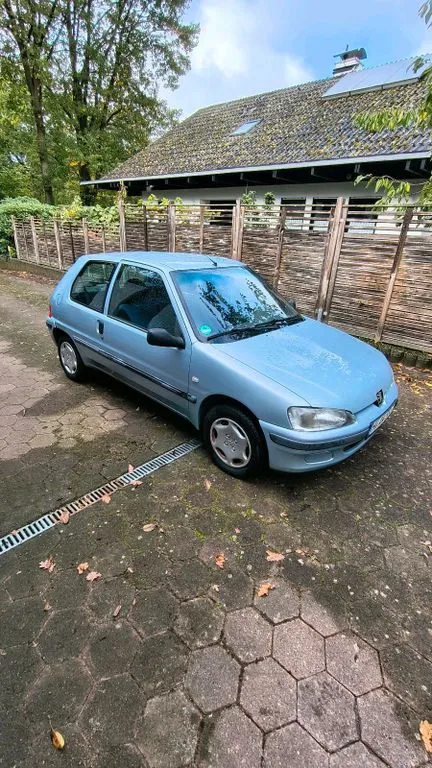 Peugeot 106