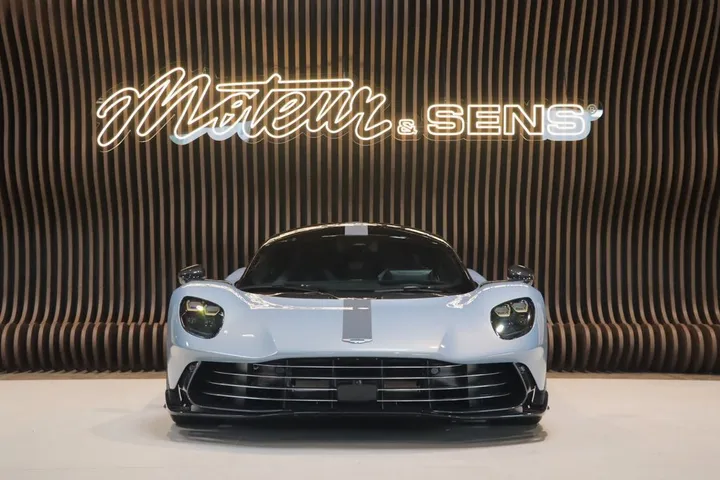 Aston Martin Valhalla