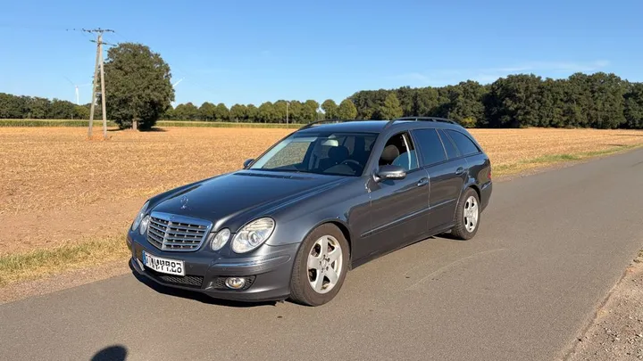 Mercedes-Benz E 200