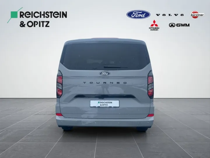 Ford Tourneo Custom