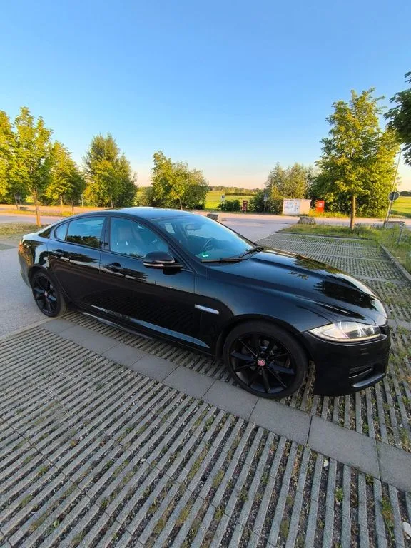 Jaguar XF