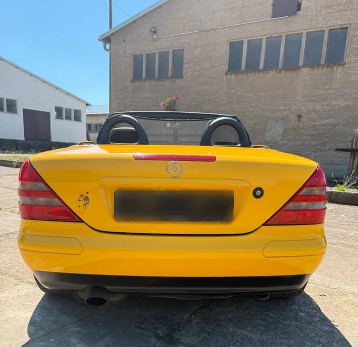Mercedes-Benz SLK 200