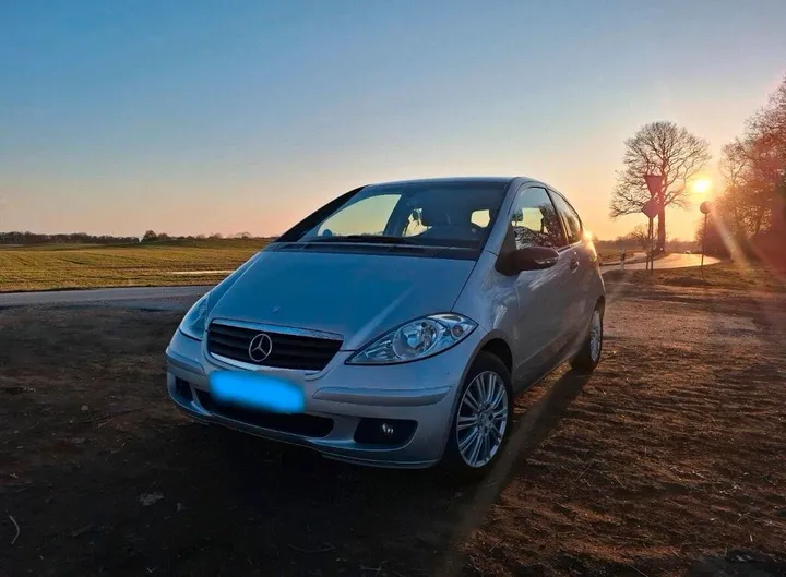 Mercedes-Benz A 180