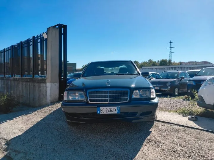 Mercedes-Benz C 250
