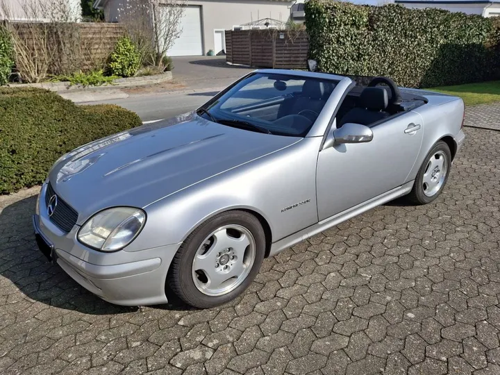 Mercedes-Benz SLK 200