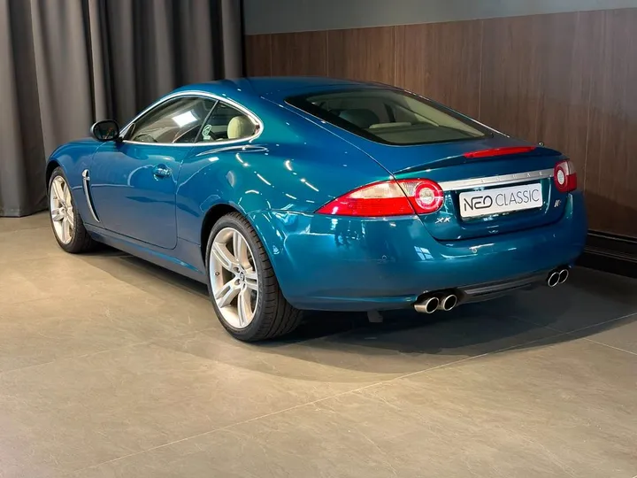 Jaguar XKR