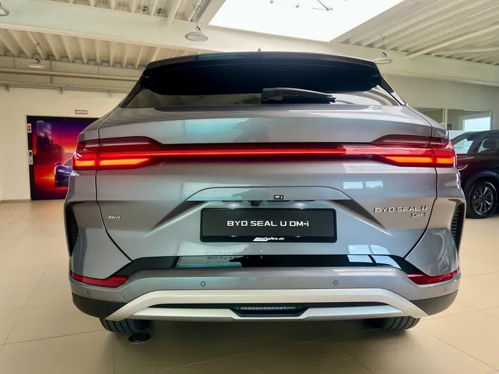 BYD SEAL U