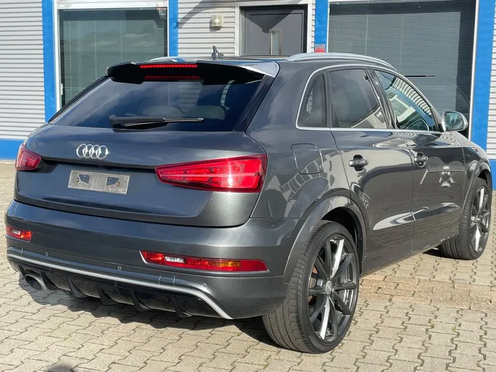 Audi RSQ3