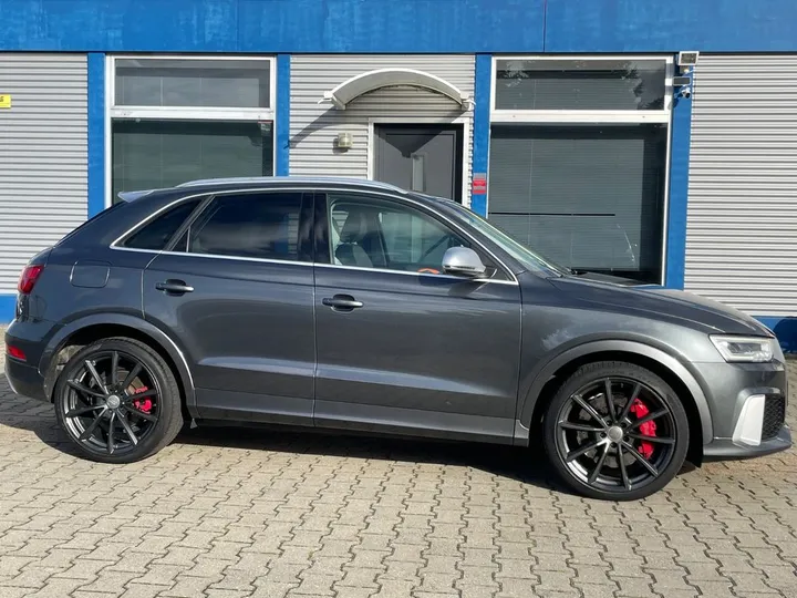 Audi RSQ3