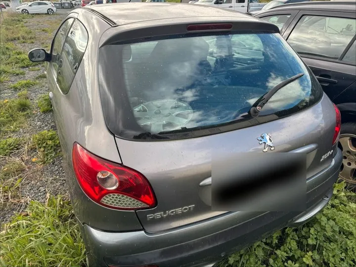 Peugeot 206