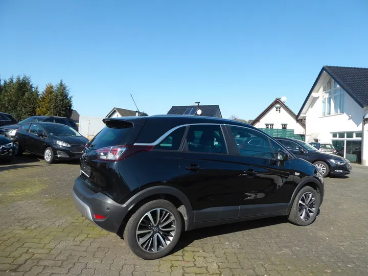 Opel Crossland (X)