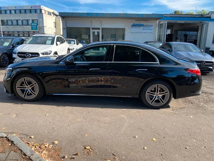 Mercedes-Benz E 220