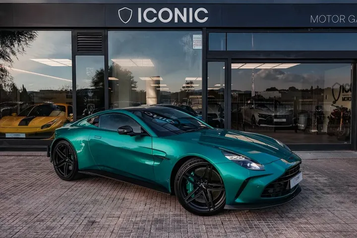 Aston Martin V8 Vantage