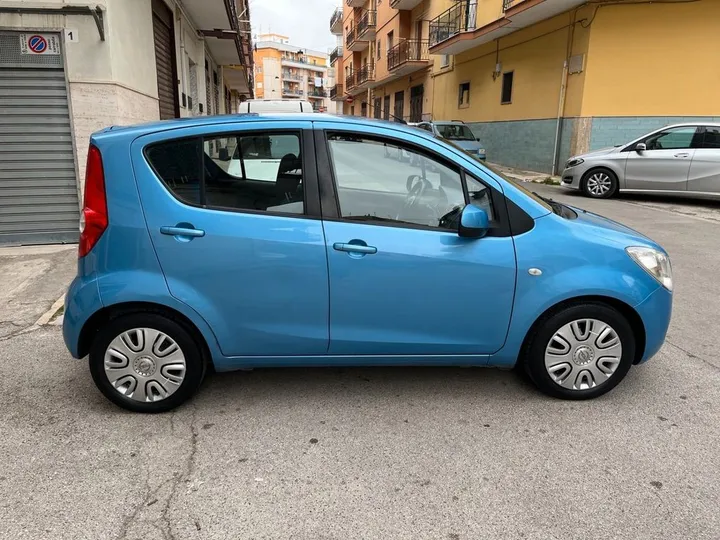 Opel Agila