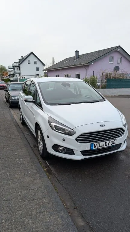 Ford S-Max