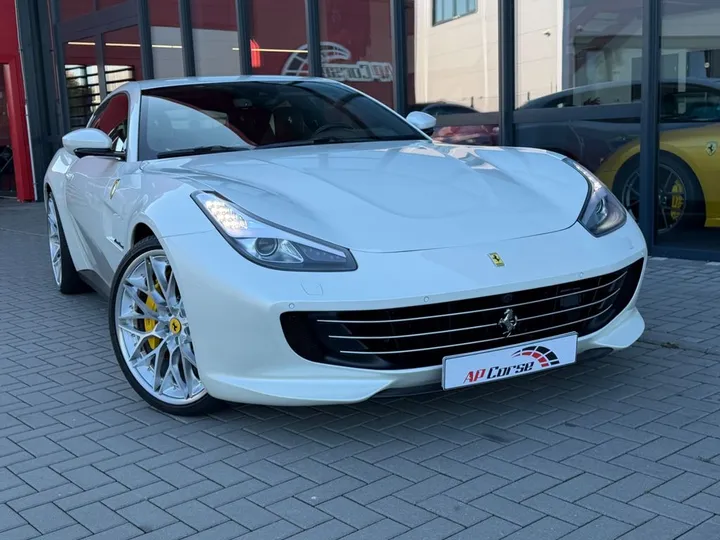 Ferrari GTC4Lusso