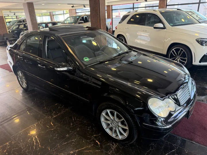Mercedes-Benz C 200