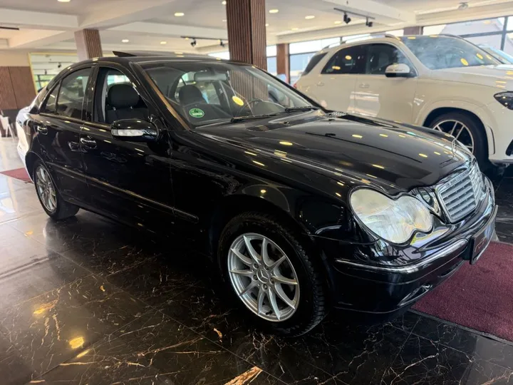 Mercedes-Benz C 200