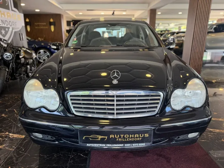Mercedes-Benz C 200