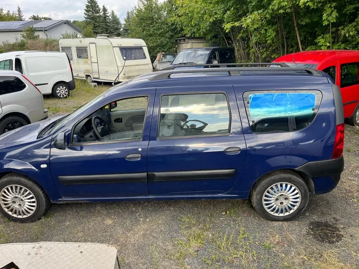 Dacia Logan