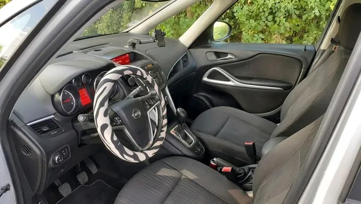 Opel Zafira Tourer