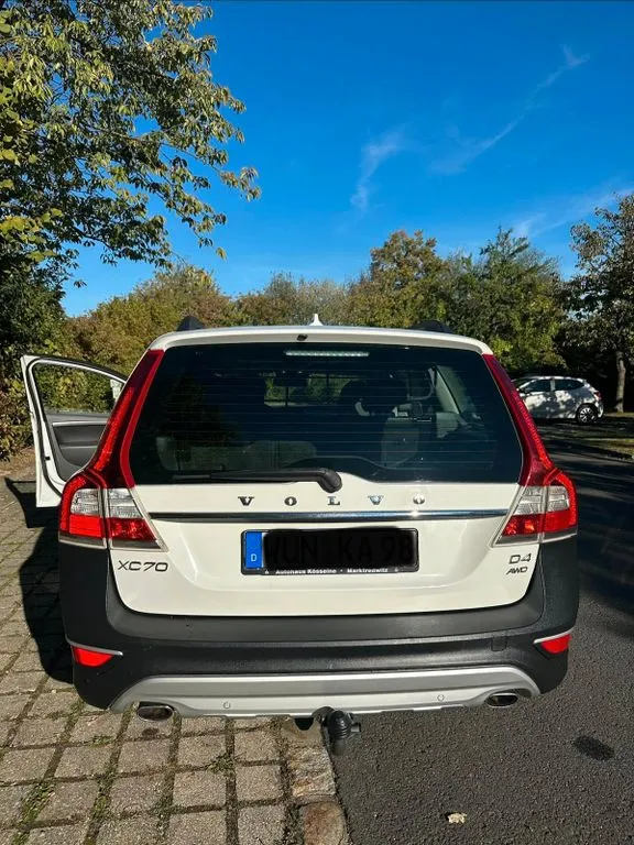 Volvo XC70