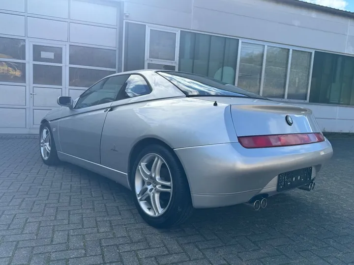 Alfa Romeo GTV