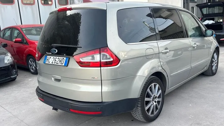 Ford Galaxy