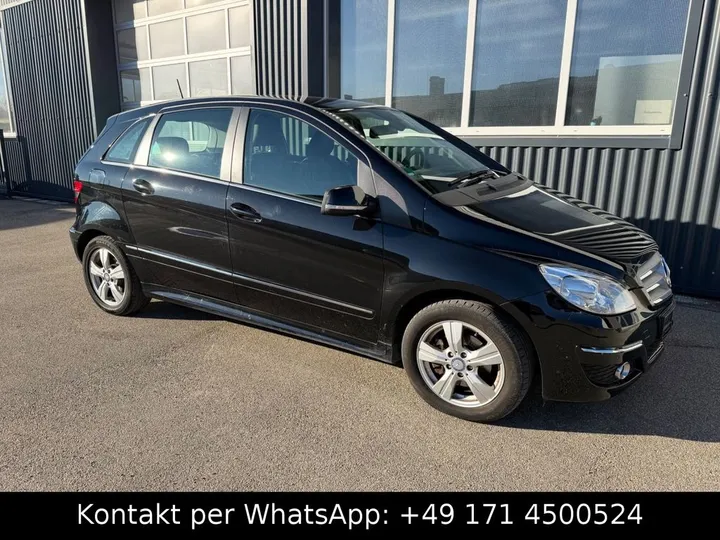 Mercedes-Benz B 200