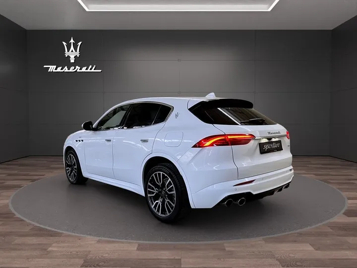 Maserati Grecale